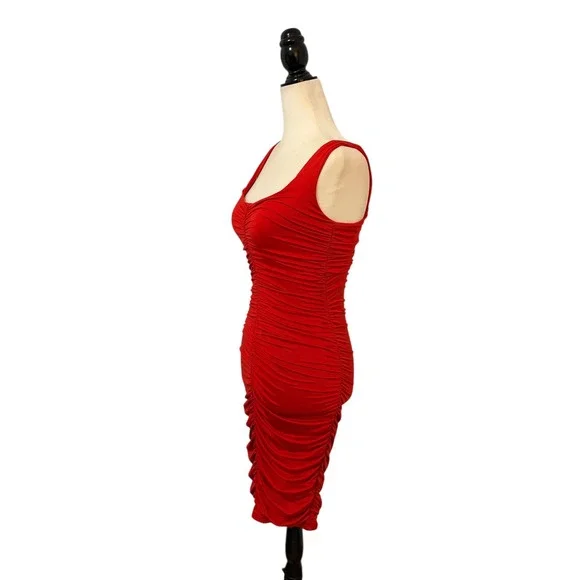 NEW Red Small Ruched Smal Body-con Midi Dress Scoop Neck Sleeveless‎ - Picture 5 of 7